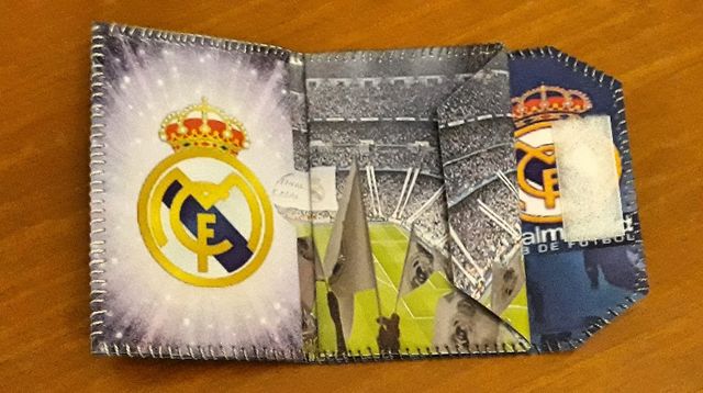 Cartera del Real Madrid hecha a mano
