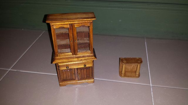 muebles casa de muñecas. Variedad