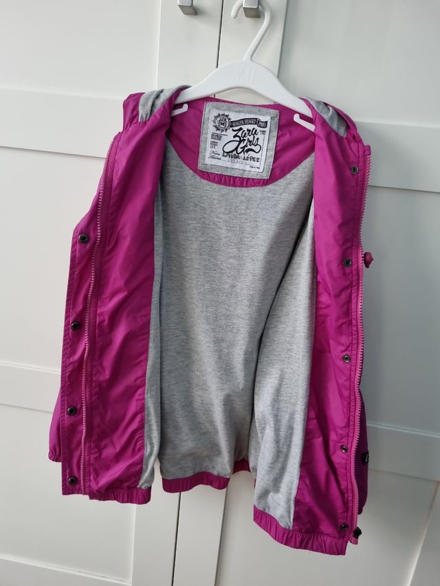 Chubasquero chaqueta Zara 8 años
