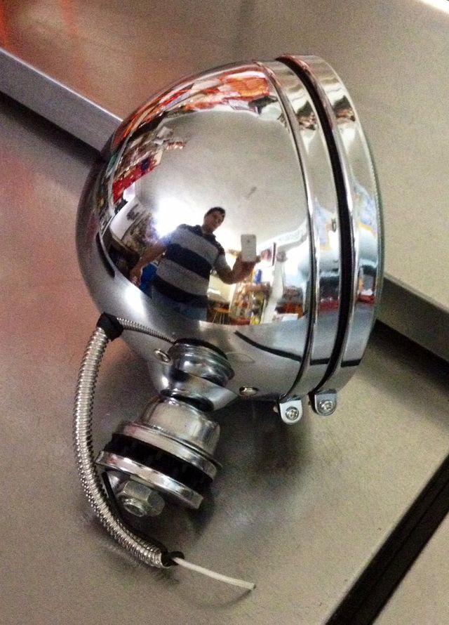 Focos cromados con angel eyes 35€