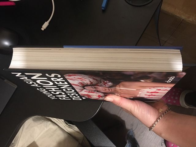 Libro YOUNG ASIAN FASHION DESIGNERS