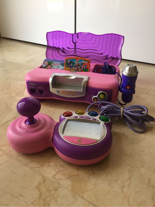 Pack Dora: Videoconsola, Juego didáctico y mochila