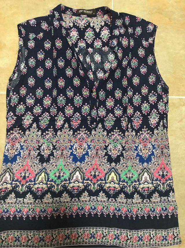 Blusa estampada talla m