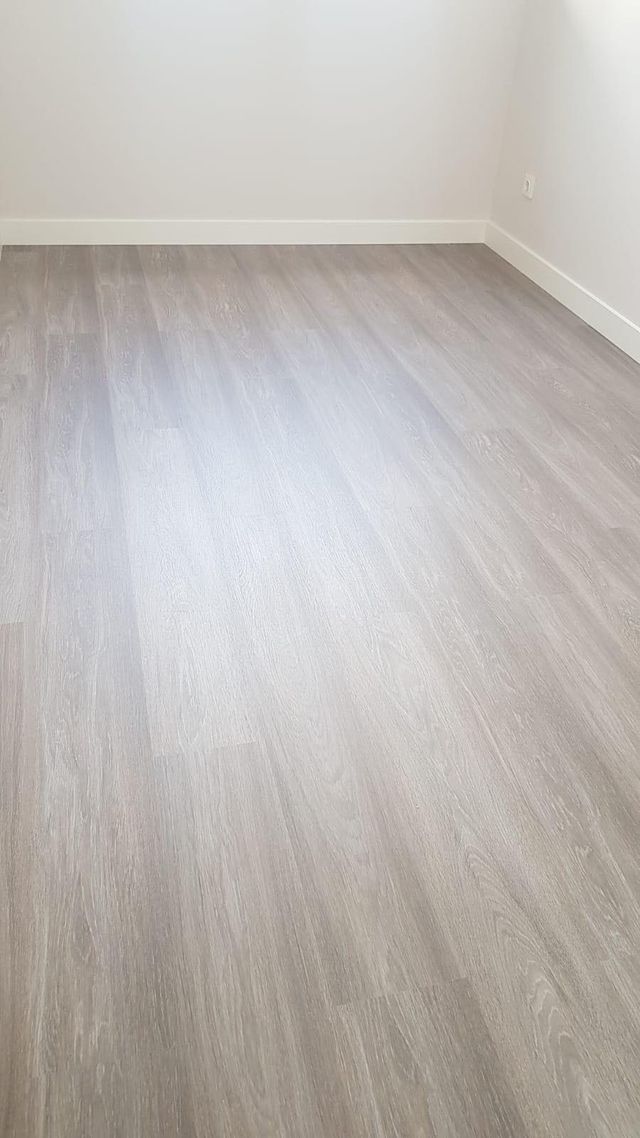 INSTALACIÓN DE TARIMA FLOTANTE