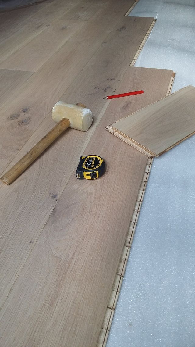 INSTALACIÓN DE TARIMA FLOTANTE