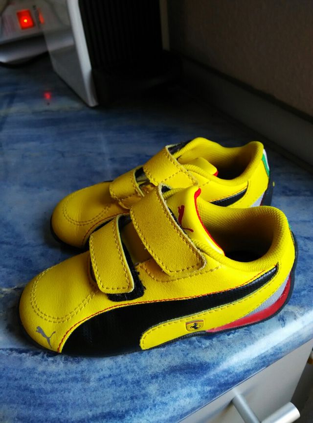 Zapatillas Puma Ferrari niño