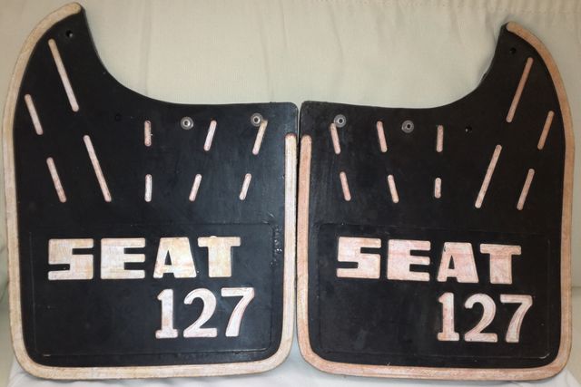 Guardabarros Originales de Seat 127