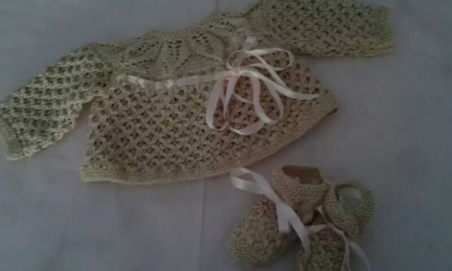 CONFECCION DE CHALEQUITOS Y PATINES (1a. POSTURA)