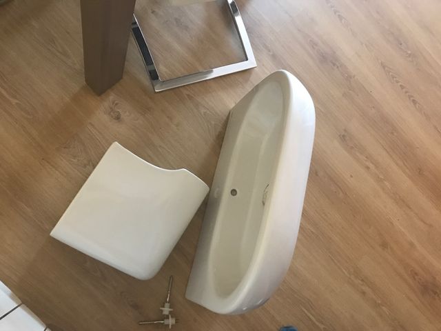 Lavabo de medio pie Roca