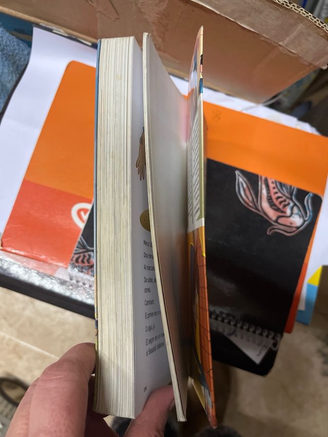 Lotes Cómics  libros futbolissimo etc 5 libros 10)