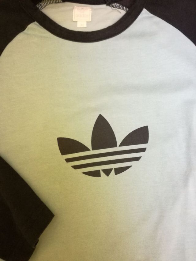 Chaqueta y camiseta Adidas.Talla 36 y 34. Original