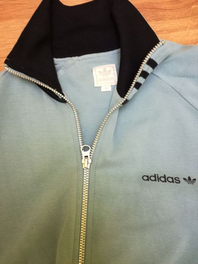 Chaqueta y camiseta Adidas.Talla 36 y 34. Original