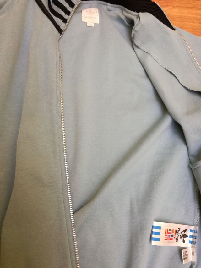 Chaqueta y camiseta Adidas.Talla 36 y 34. Original