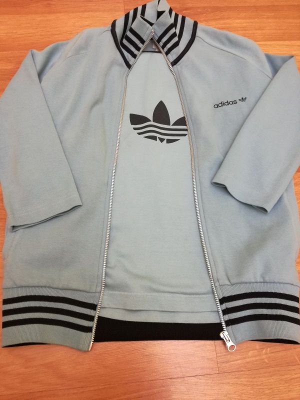 Chaqueta y camiseta Adidas.Talla 36 y 34. Original