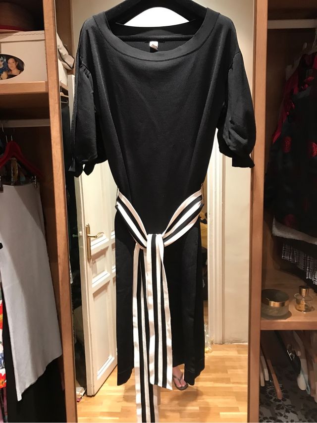 REBAJAS: Vestido punto negro