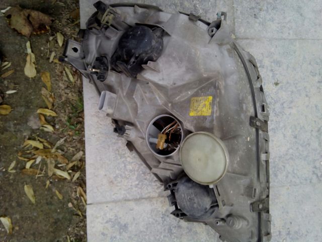 Faro mercedes clase a