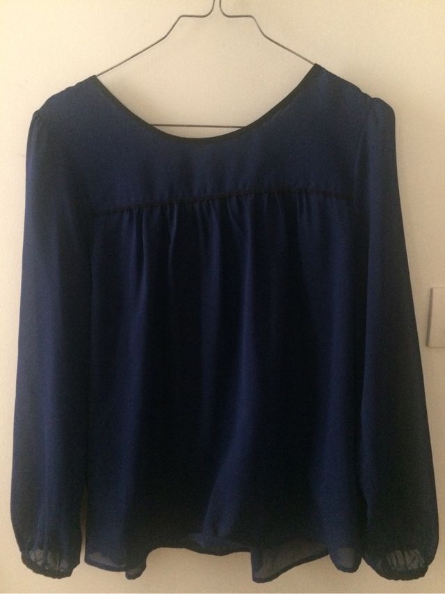Blusa de gasa azul oscuro