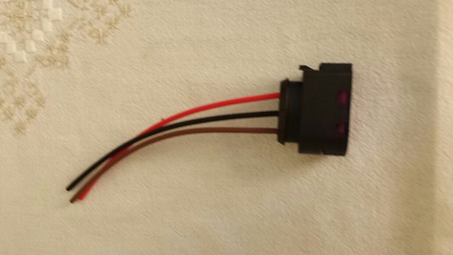 CONECTOR CAJA DE FUSIBLES GOLF 4