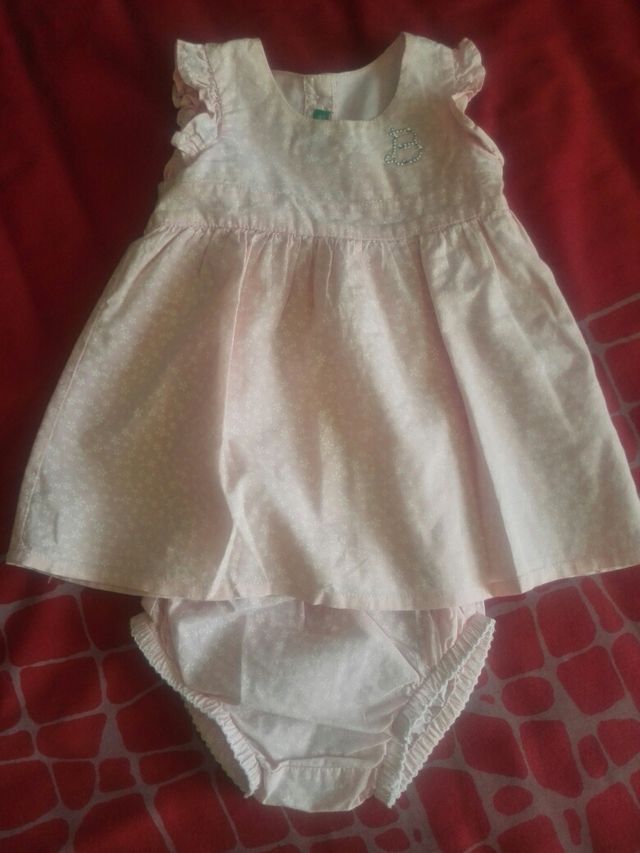 Vestido con cubrepañal Benetton. 3-6 meses.