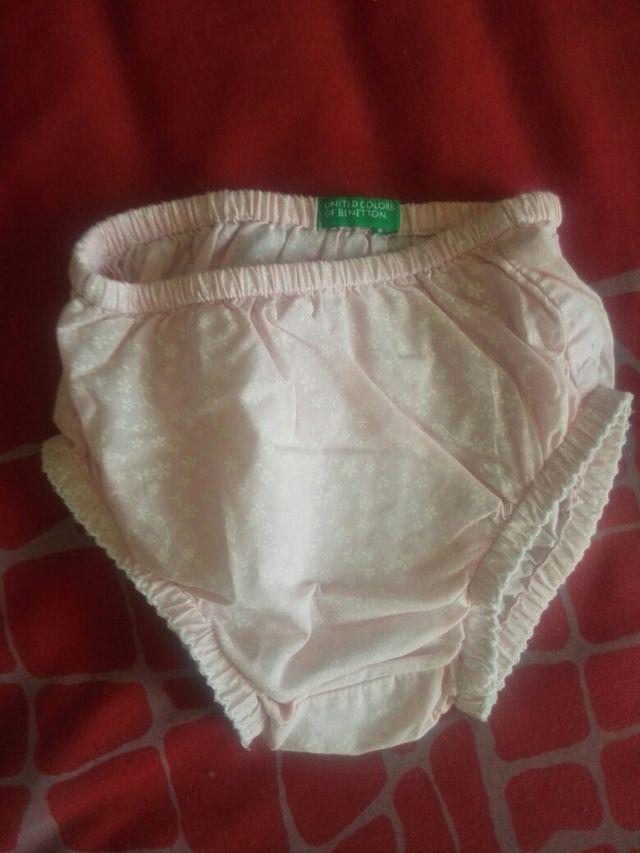 Vestido con cubrepañal Benetton. 3-6 meses.