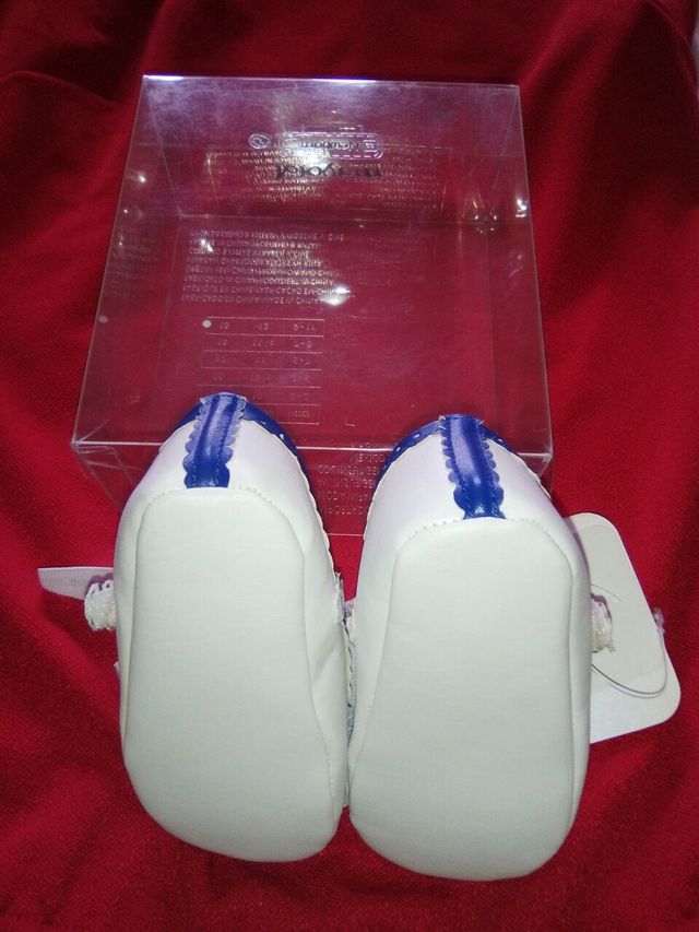 NUEVOS A ESTRENAR. Zapatos firma Mayoral talla 19.