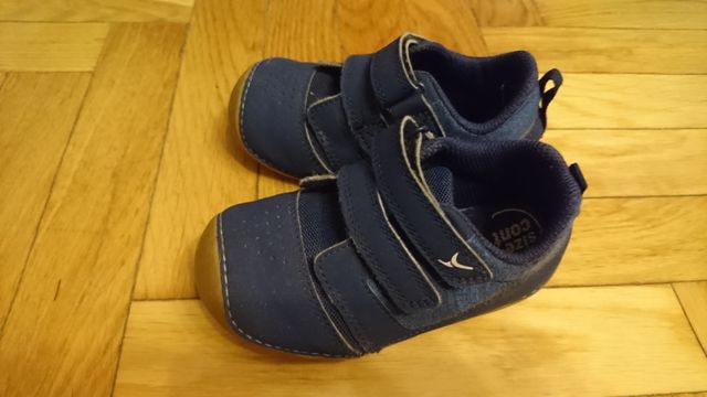 zapatillas deporte bebé T23
