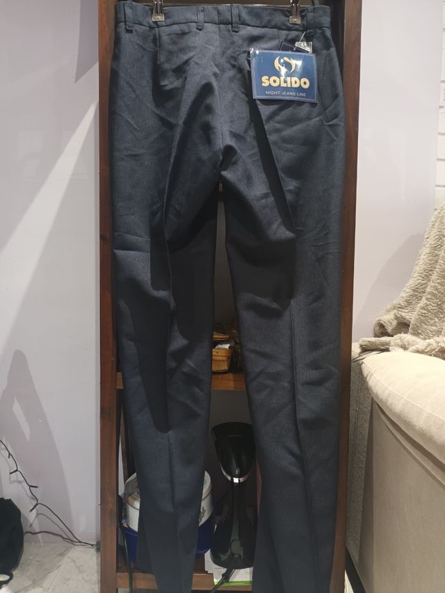 Pantalones caballero sin estrenar.