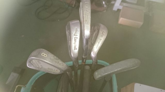 palos y bolsa de golf.palos sueltos