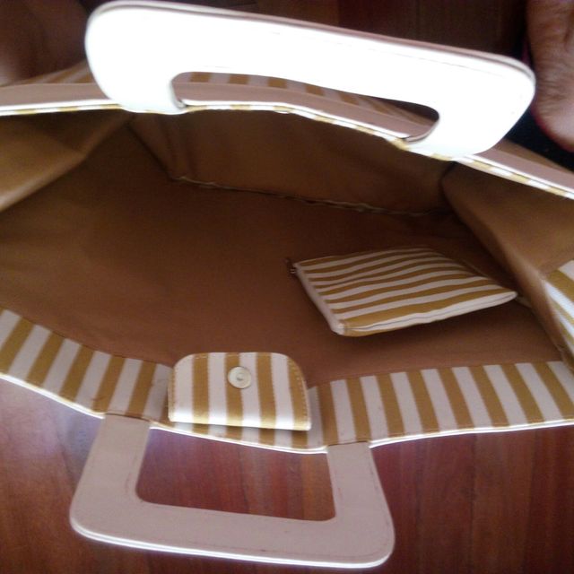 bolso playero nuevo a estrenar.