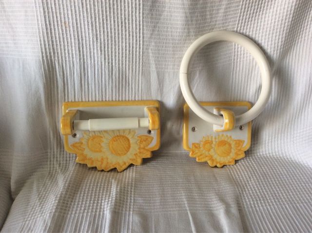 Apliques cuarto de baño de segunda mano por 10 € en Sevilla en WALLAPOP Apliques cuarto de baño de segunda mano por 10 € en Sevilla en WALLAPOP