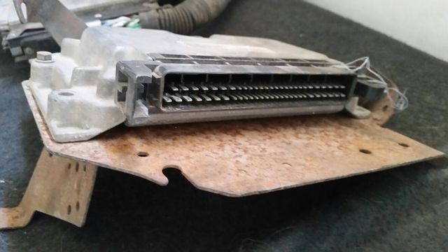 centralitas  Peugeot 306 saxo vts 90 cv y 100 cv