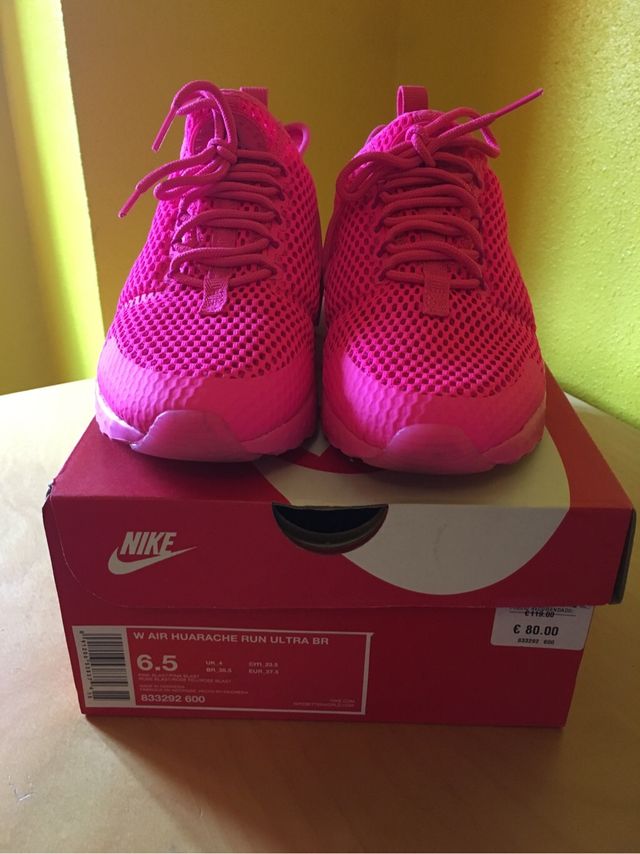 Playeras W Air Huarache Run 