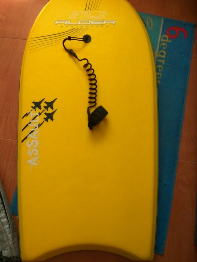 Tabla surf funda y traje neopreno