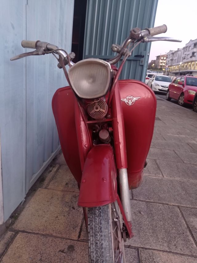 Moto Mobilette AV88 de los 60