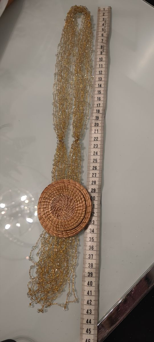 Collar oro vegetal hecho a mano