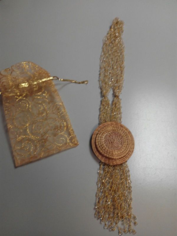 Collar oro vegetal hecho a mano