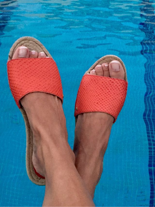 Sandalias UGG coral