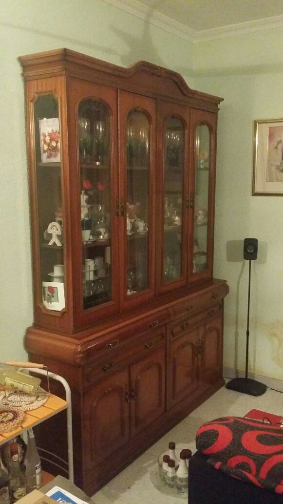 Mueble Vitrina Madera y Cristal Comedor de segunda mano por 150 € en ... Mueble Vitrina Madera y Cristal Comedor de segunda mano por 150 € en ...