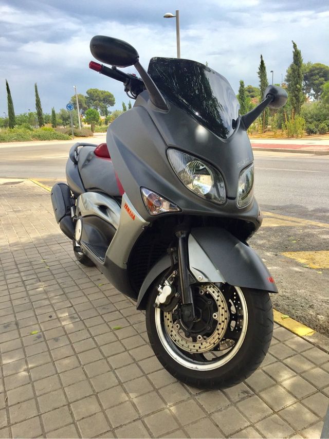 Yamaha tmax Black Max 2007 de segunda mano por 4.000 € en Valencia en
