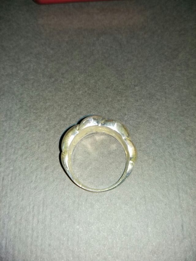 Anillo de plata