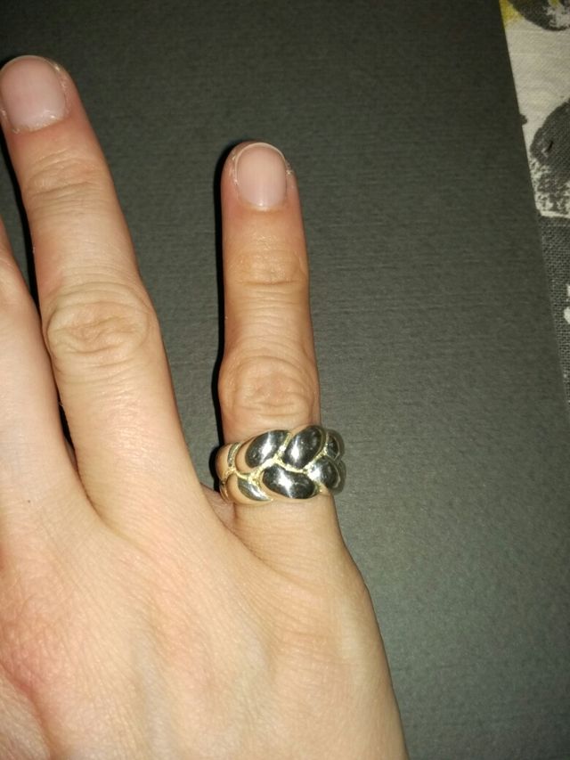 Anillo de plata