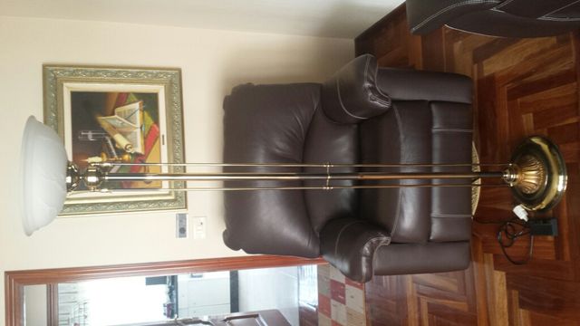 Lámpara de pie de salón