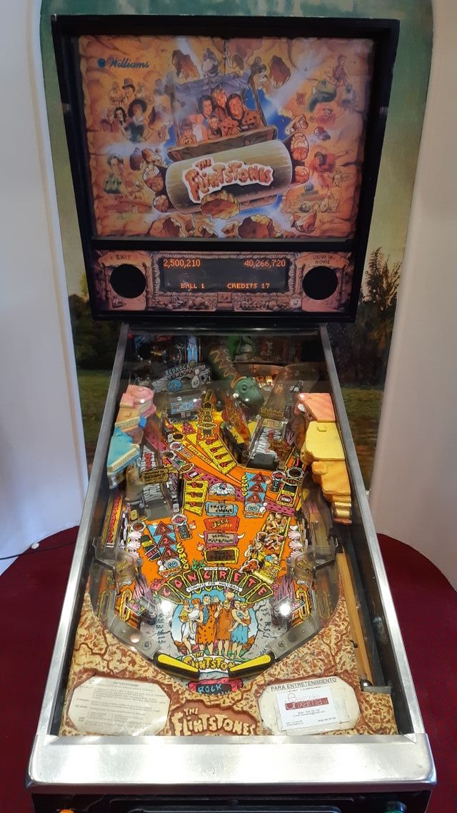 ALQUILER DE FUTBOLINES -- PINBALL -- MAQ. ARCADEL