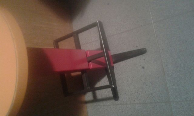 taburete alto vintatge