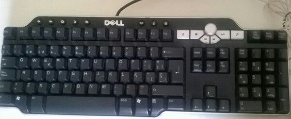 Teclado Multimedia USB + ratón de regalo