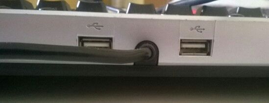 Teclado Multimedia USB + ratón de regalo