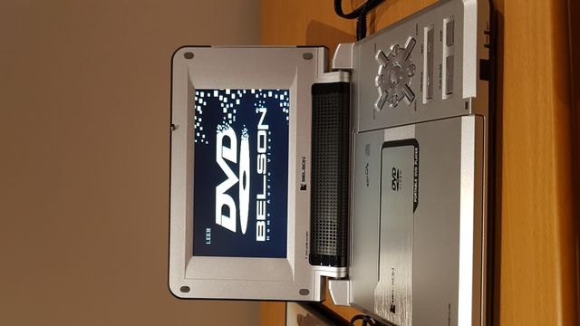 dvd con pantalla de viaje belson