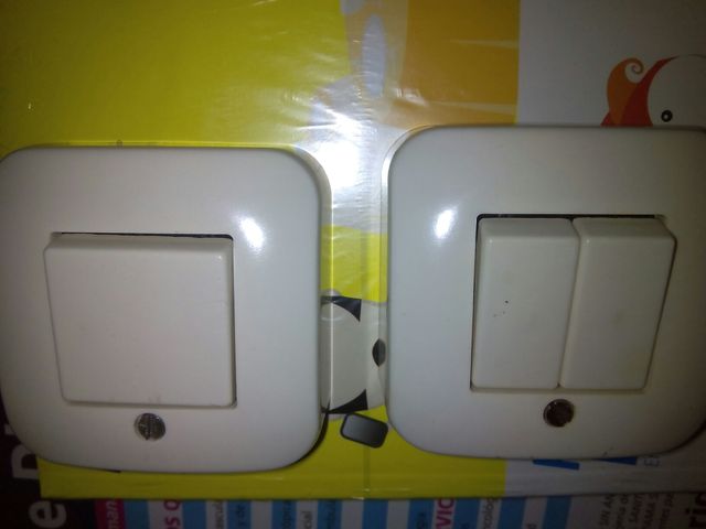 Interruptores de Superficie