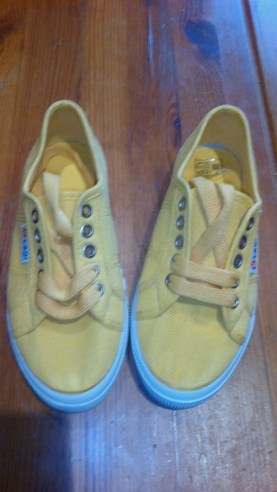 ZAPATILLAS DEL N° 31 NUEVAS CON ETIQUETA