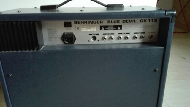 Amplificador guitarra Behringer Blue Devil GX112